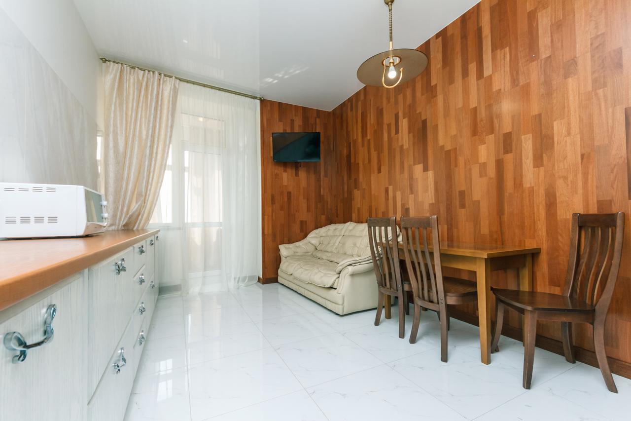 New Building Near Arena City Lesi Ukrainky 7A Kiev Ngoại thất bức ảnh
